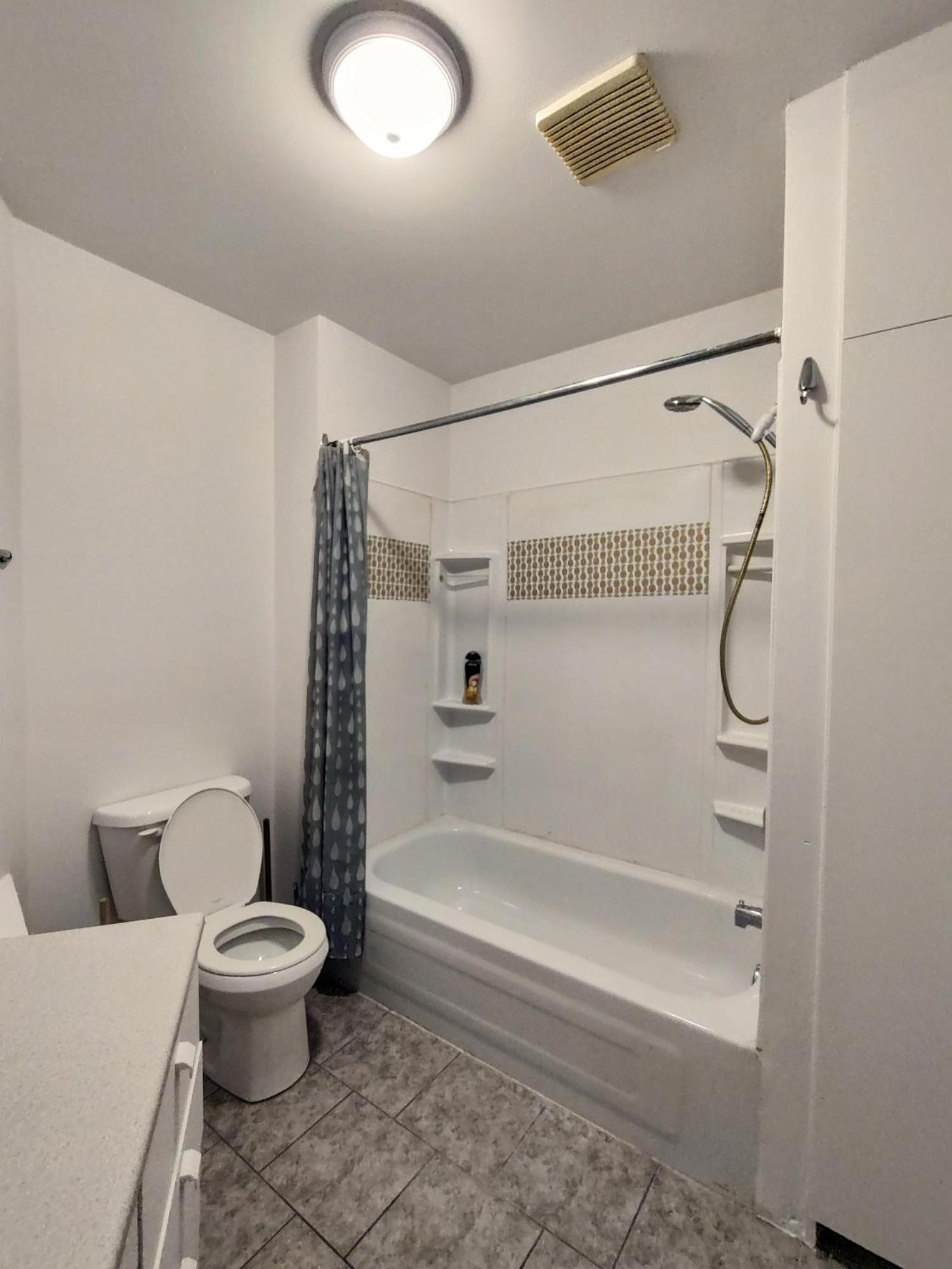 Welcome To Airbnb Saint-Jean-sur-Richelieu Luaran gambar